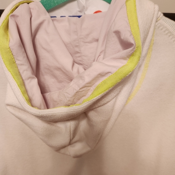 💘HOST PICK (twice)💘 adorable sweater adorned with lime green ribbon.LOVE LOVE! - Picture 2 of 10